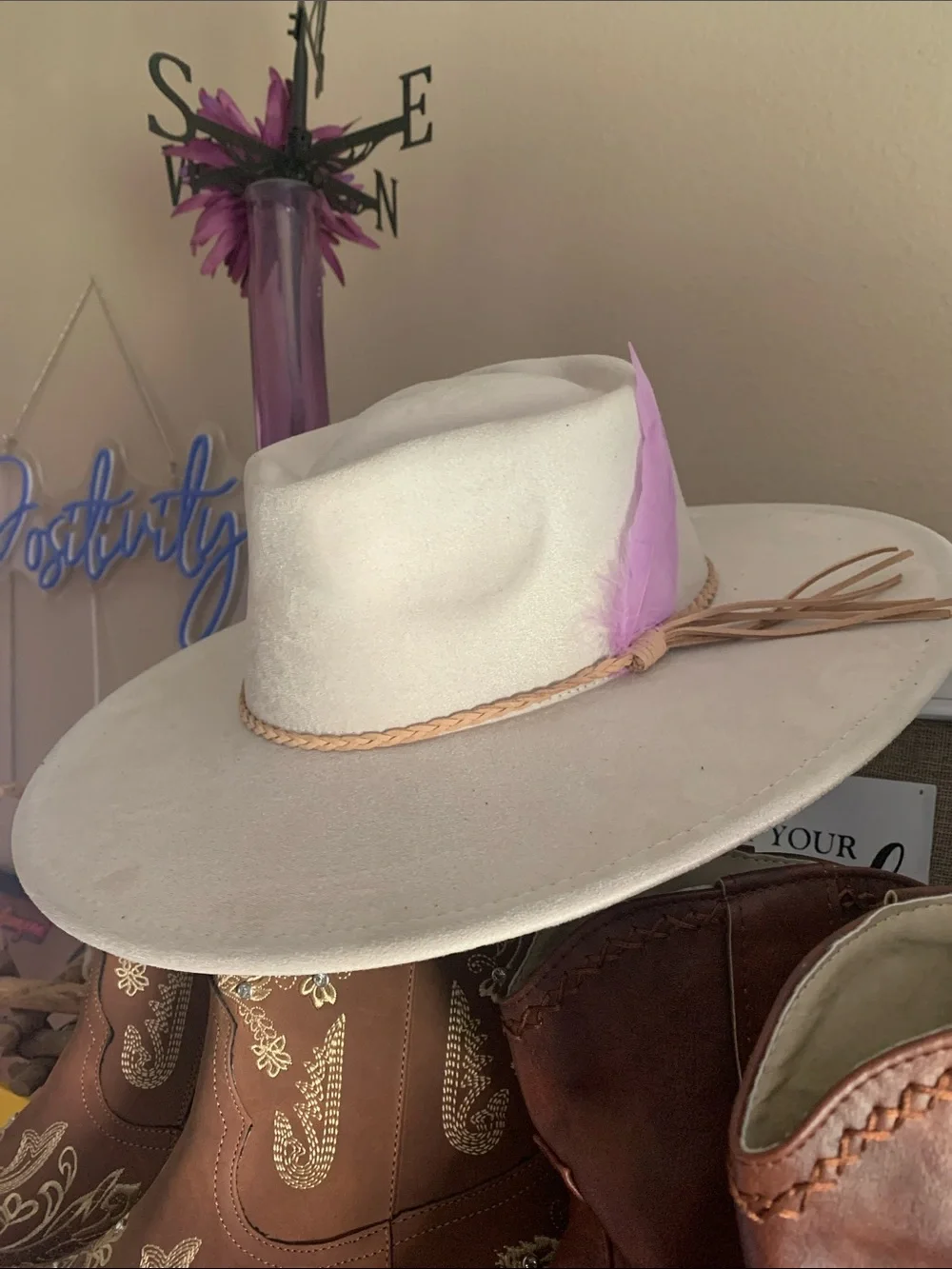 Love HATS HATS HATS